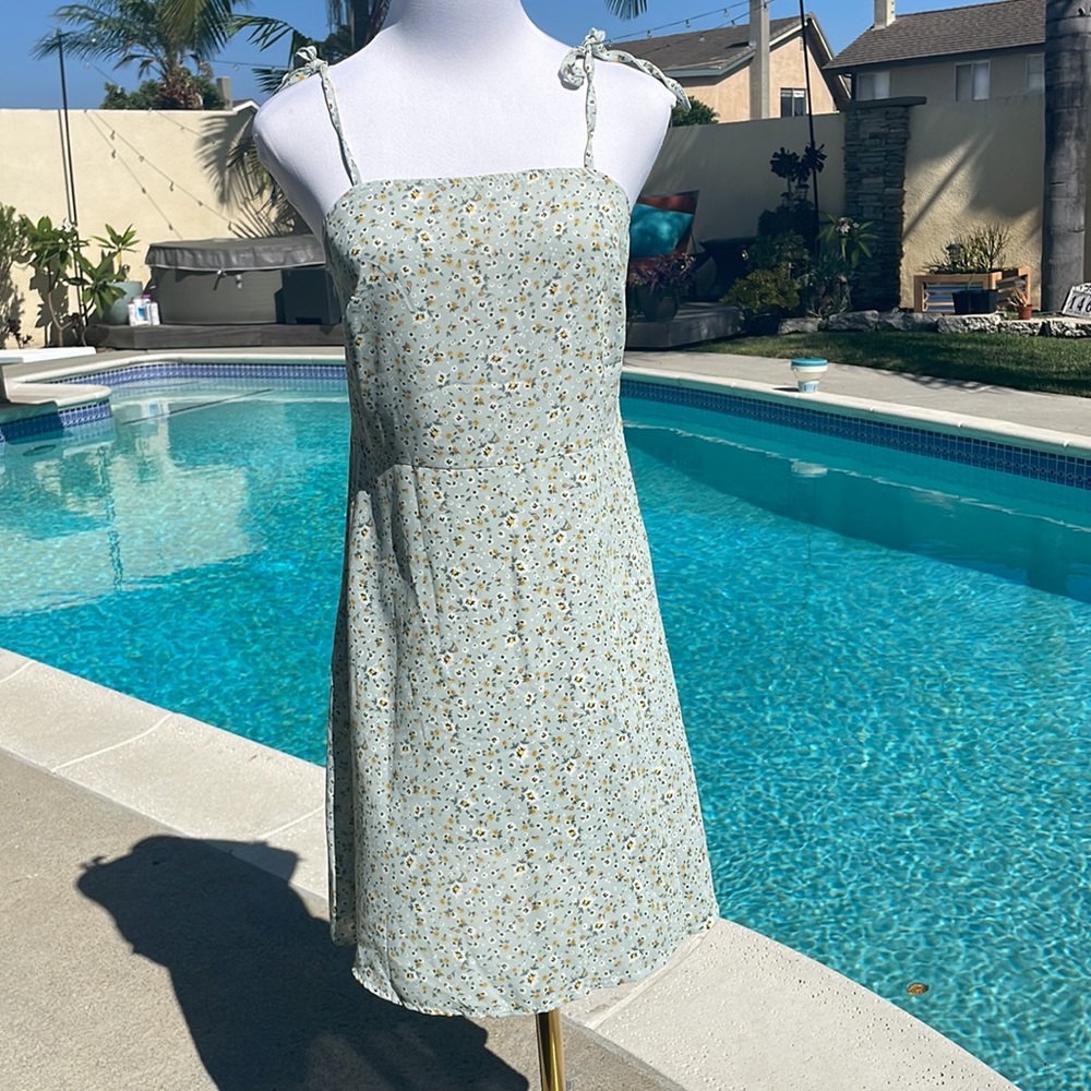 Shein sunflower mini sundress | Size Small